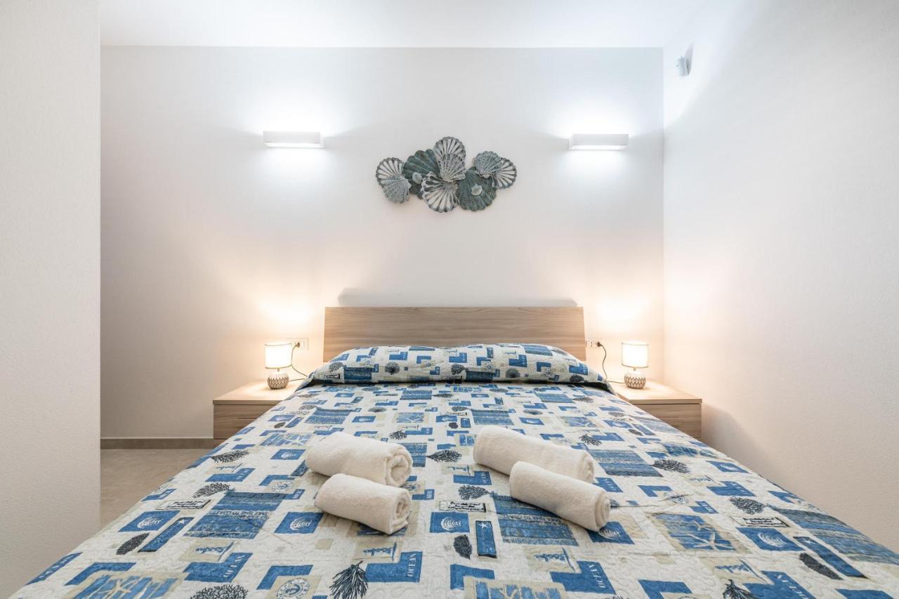 Casa Vacanza Porto Luna וילסימיוס מראה חיצוני תמונה