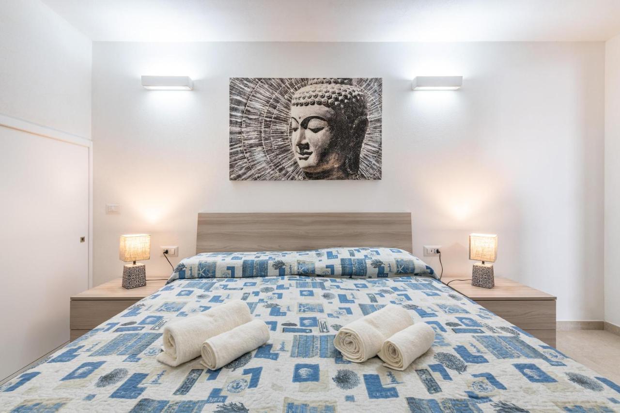 Casa Vacanza Porto Luna וילסימיוס מראה חיצוני תמונה