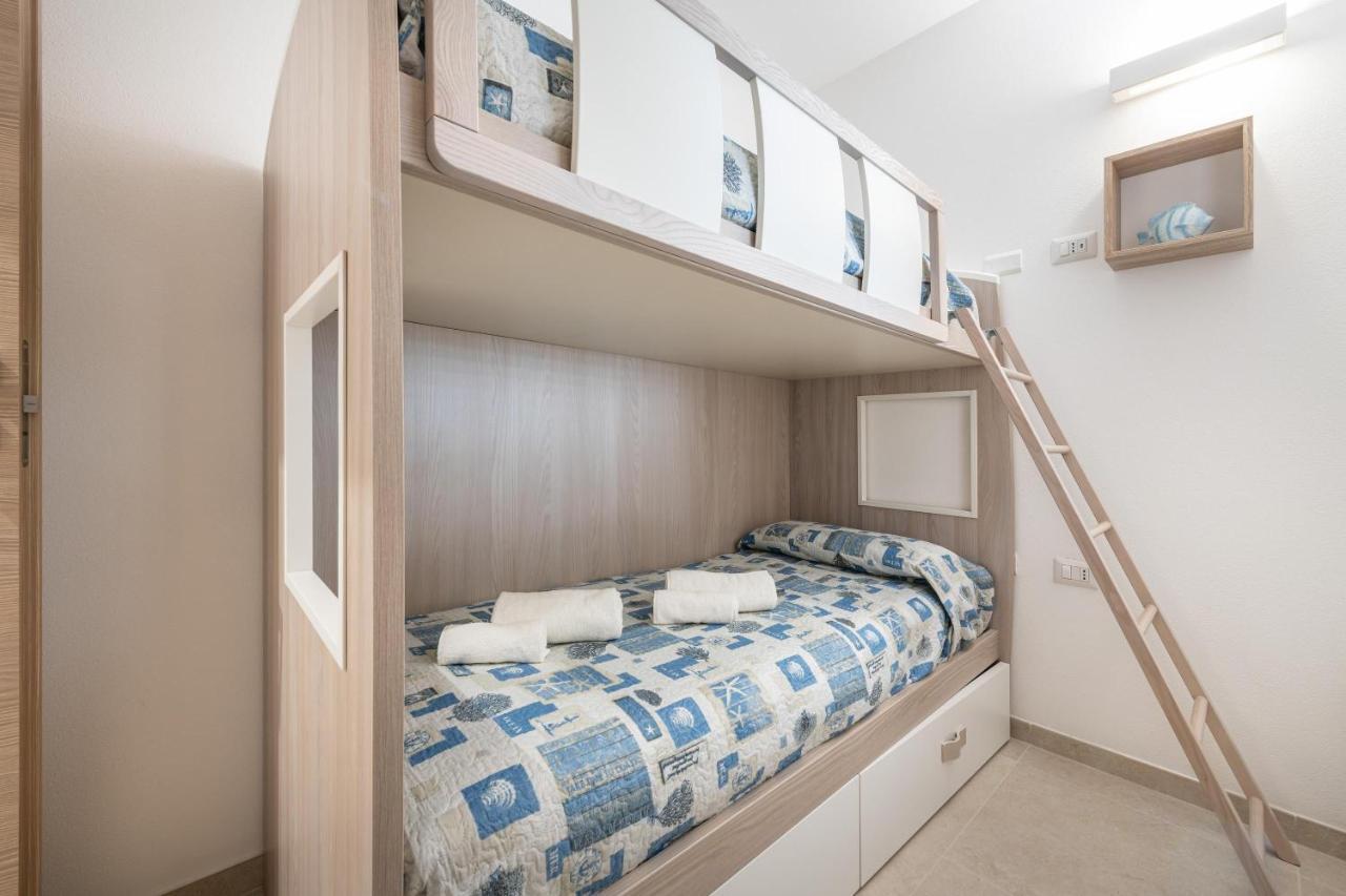 Casa Vacanza Porto Luna וילסימיוס מראה חיצוני תמונה